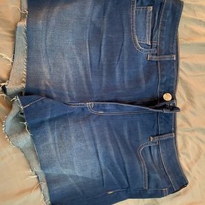 High rise shortie American eagle size 18